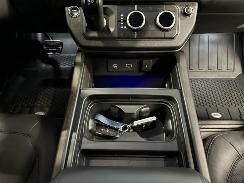 Used 2023 Land Rover Defender 130 X image 18