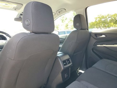 Used 2022 Chevrolet Equinox LT image 14