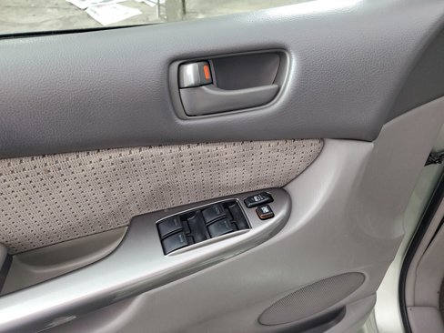 Used 2008 Toyota Sienna LE image 27