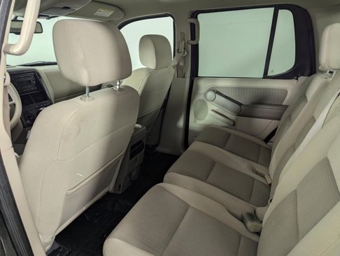 Used 2007 Ford Explorer Sport Trac XLT image 14