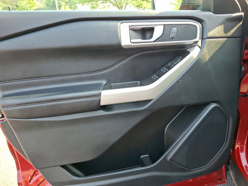 Certified 2022 Ford Explorer XLT image 14