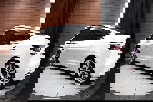 Used 2022 Tesla Model 3 Standard Range image 7