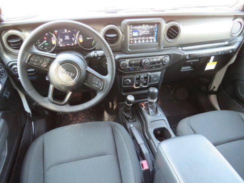 New 2023 Jeep Wrangler Unlimited image 26