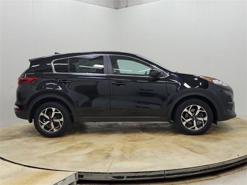 Used 2020 Kia Sportage LX image 4