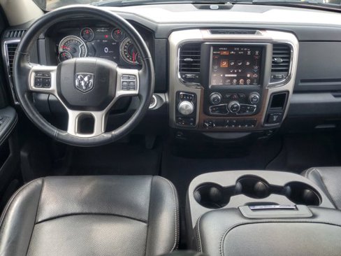 Used 2016 RAM 1500 Laramie w/ Convenience Group image 28