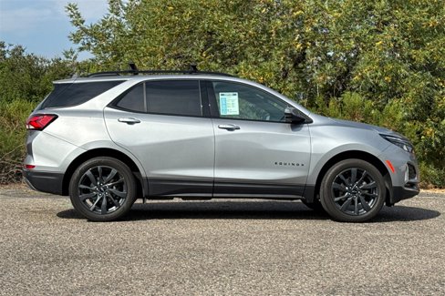 Certified 2023 Chevrolet Equinox RS w/ RS Leather Package image 3
