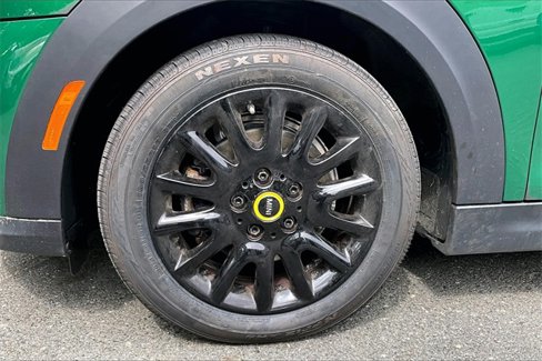Used 2022 MINI Cooper SE image 9