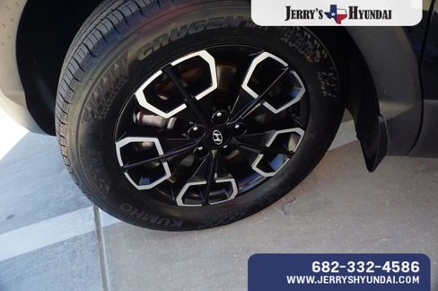 Used 2022 Hyundai Santa Cruz SEL w/ Activity Package image 9