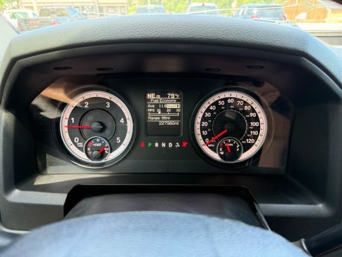 Used 2014 RAM 3500 Big Horn image 13