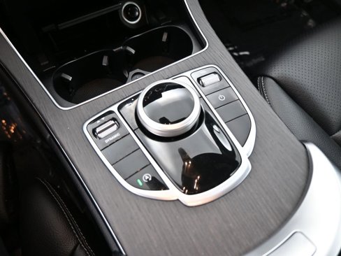 Used 2019 Mercedes-Benz C 300 4MATIC Sedan image 18