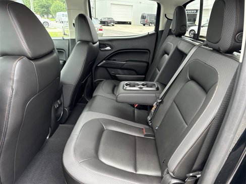 Used 2022 GMC Canyon AT4 w/ Driver Alert Package image 10