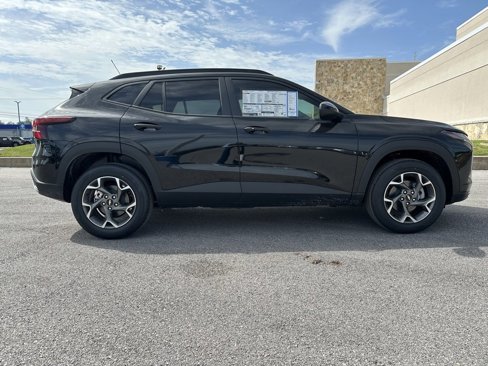 New 2025 Chevrolet Trax LT w/ Driver Confidence Package image 5