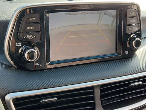 Used 2019 Hyundai Tucson SE image 17