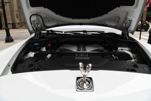 Certified 2023 Rolls-Royce Cullinan w/ Cullinan Package image 28