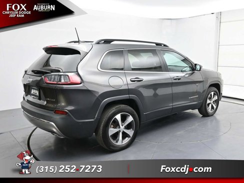 Used 2022 Jeep Cherokee Limited w/ Mopar Interior Package image 13