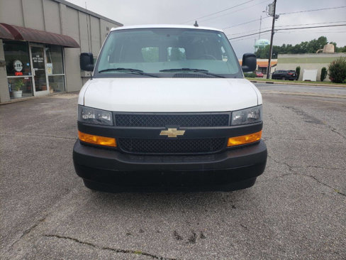 Used 2021 Chevrolet Express 2500 w/ Driver Convenience Package image 3