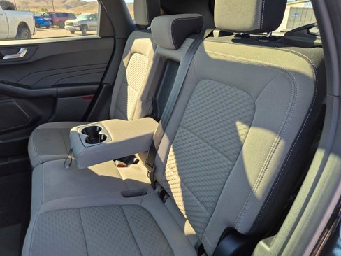 Used 2021 Ford Escape SE w/ SE Sport Appearance Package image 35