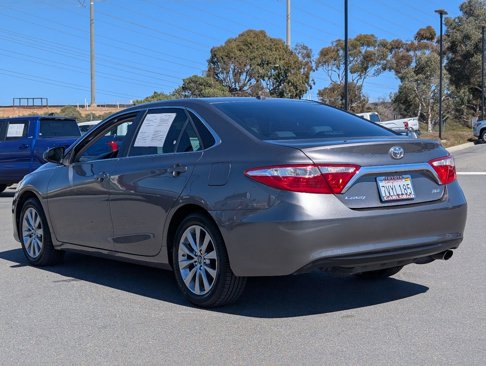 Used 2017 Toyota Camry XLE image 12