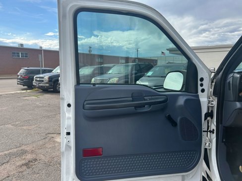 Used 2001 Ford F350 4x4 Crew Cab DRW Super Duty image 9