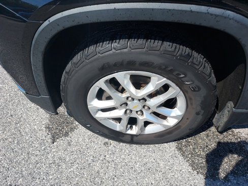 Used 2019 Chevrolet Traverse LT image 9