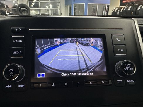 Used 2019 Honda Pilot LX image 12