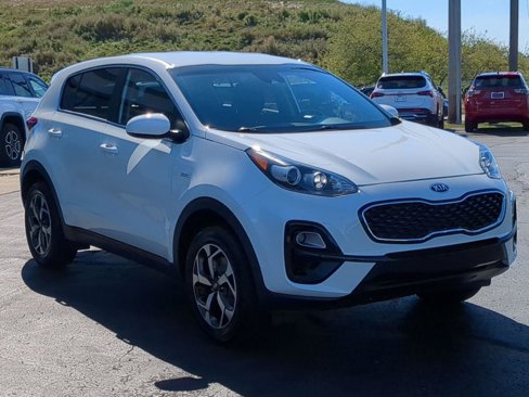 Used 2021 Kia Sportage LX image 8