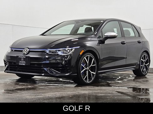 Used 2023 Volkswagen Golf R image 1