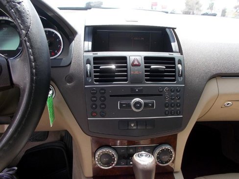 Used 2011 Mercedes-Benz C 300 Luxury image 16