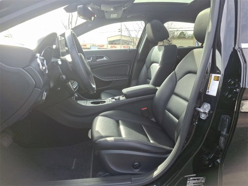Used 2020 Mercedes-Benz GLA 250 4MATIC w/ Premium Package image 13