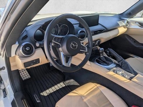 Used 2025 MAZDA MX-5 Miata RF Grand Touring image 9