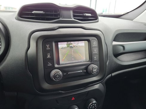Used 2020 Jeep Renegade Sport w/ Sport Appearance Group image 14