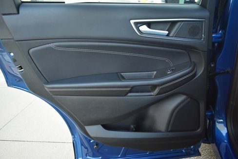 Used 2022 Ford Edge Titanium image 36