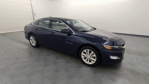 Used 2021 Chevrolet Malibu LT image 2
