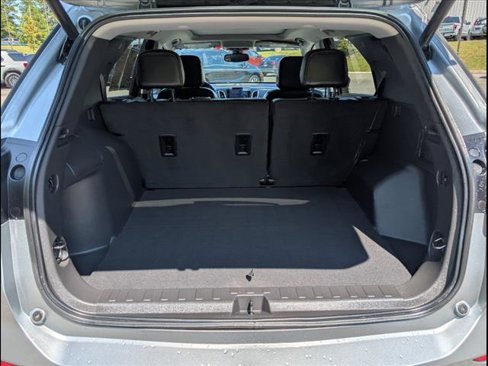 Used 2023 Chevrolet Equinox Premier image 21