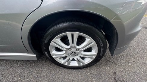 Used 2010 Honda Fit Sport image 38