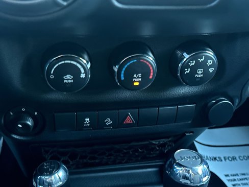 Used 2018 Jeep Wrangler Sport image 19