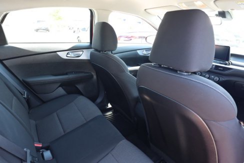 Used 2022 Kia Forte LXS w/ LXS Technology Package image 17