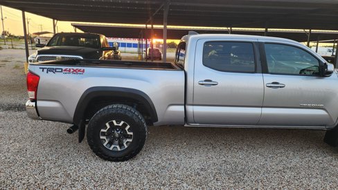 Used 2020 Toyota Tacoma TRD Off-Road image 20