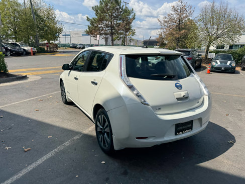 Used 2016 Nissan Leaf SV image 6