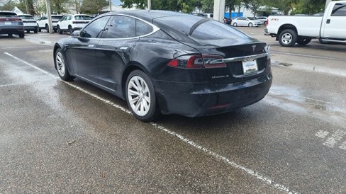 Used 2017 Tesla Model S 75 image 4