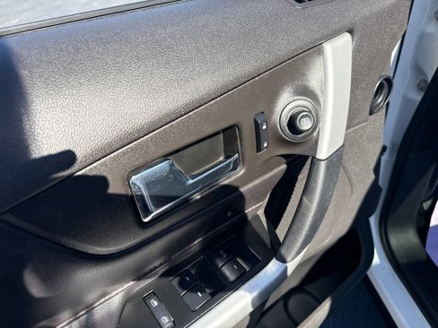 Used 2014 Ford Edge SEL w/ Equipment Group 205A image 18
