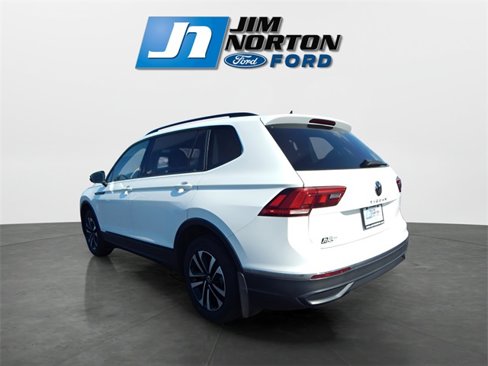 Used 2022 Volkswagen Tiguan S image 4