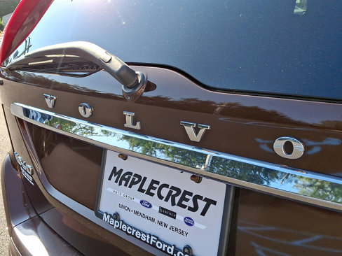 Used 2017 Volvo XC60 T6 Dynamic w/ Preferred Option Package image 29