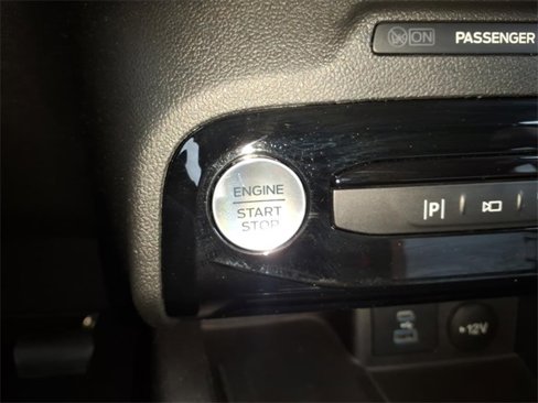 Certified 2023 Ford Escape SE image 22