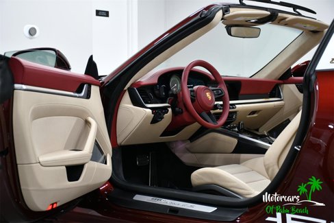 Used 2021 Porsche 911 Targa 4S Heritage Design image 25