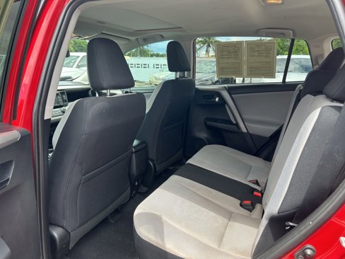 Used 2016 Toyota RAV4 XLE image 30