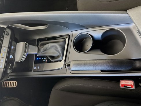 New 2025 Hyundai Elantra Sport image 10