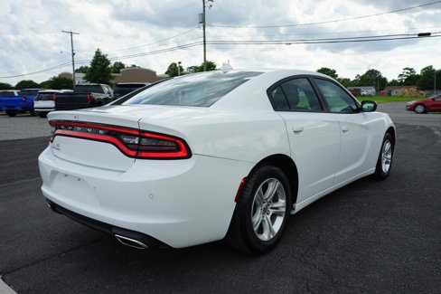 Used 2023 Dodge Charger SXT image 5