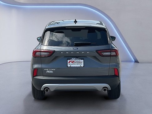New 2025 Ford Escape Active image 3