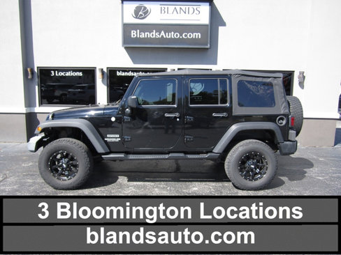 Used 2010 Jeep Wrangler Unlimited Sport image 1